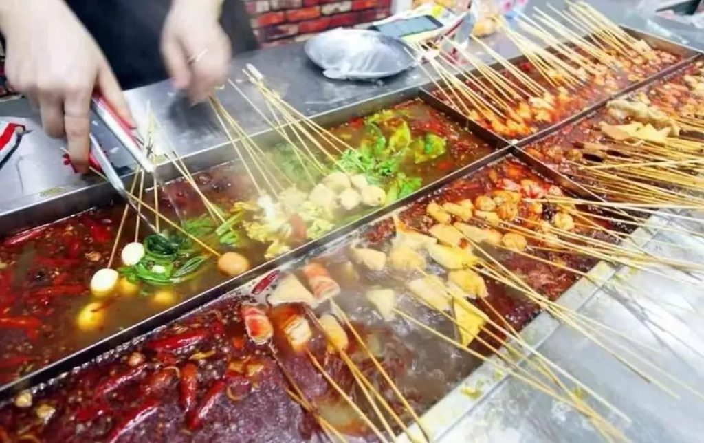 外阴白斑患者不能吃哪些街边小吃?