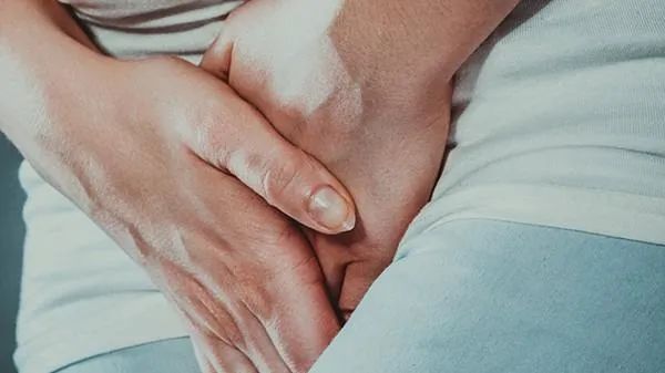 外阴瘙痒可以用盐水清洗吗?
