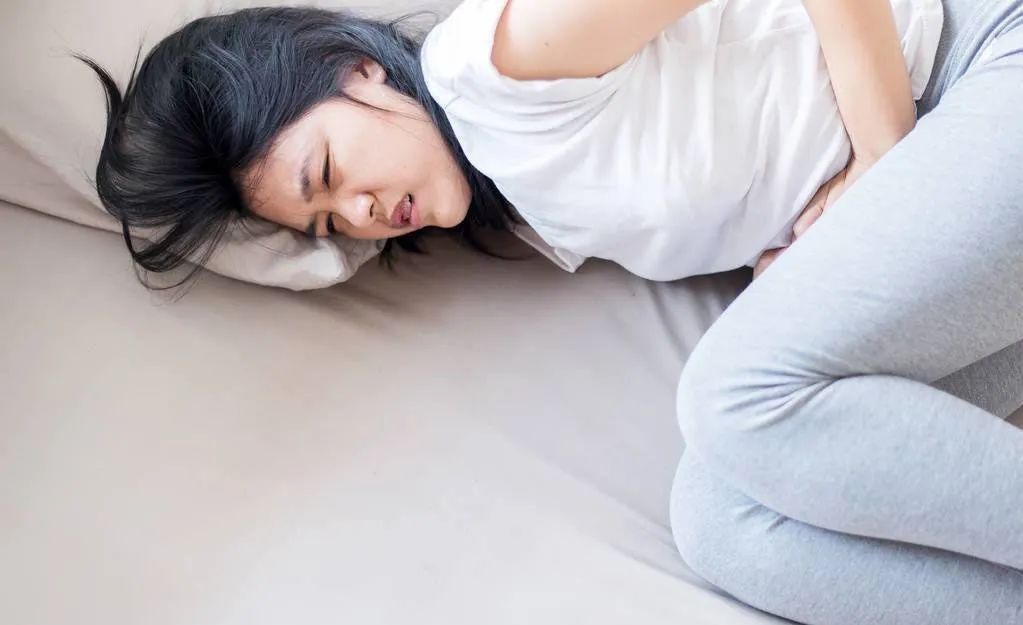 为什么外阴会出现萎缩的情况?